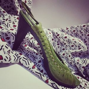 Bohemian leather platform slingbacks